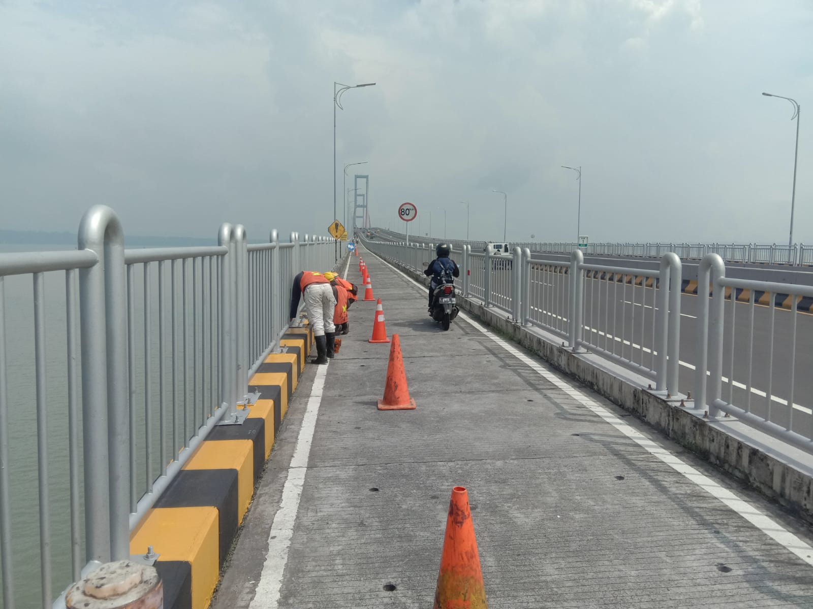 Progres Fisik Pemeliharaan Rutin Jembatan Suramadu Capai 65 Persen
