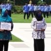 Upacara HUT ke 50 Korpri tahun 2021 provinsi Jawa timur di halaman Gedung Grahadi Surabaya.