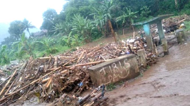 
					Longsor di Pasirwangi, Bupati Garut: Tak Berdampak Pada Jalur Wisata Darajat
