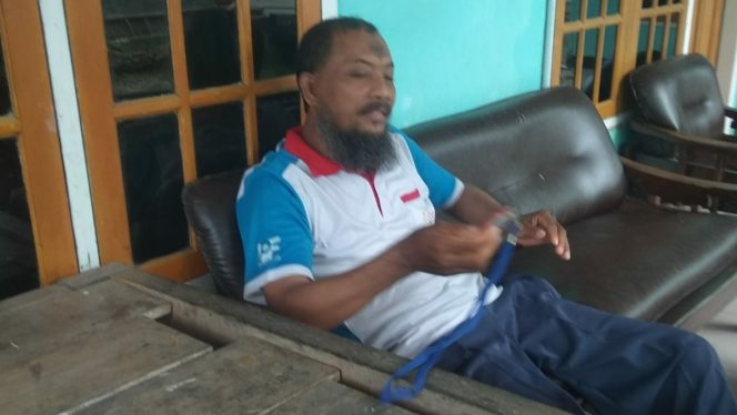 
					Pengusaha Tambak, H. Samsudin atau H. Gigi