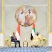 Presiden Jokowi bersama Pangeran MBR saat menyaksikan pertukaran sejumlah nota kesepahaman, di Dubai Exhibition Center, PEA, Kamis (04/11/2021). (Foto: BPMI Setpres/Laily Rachev)