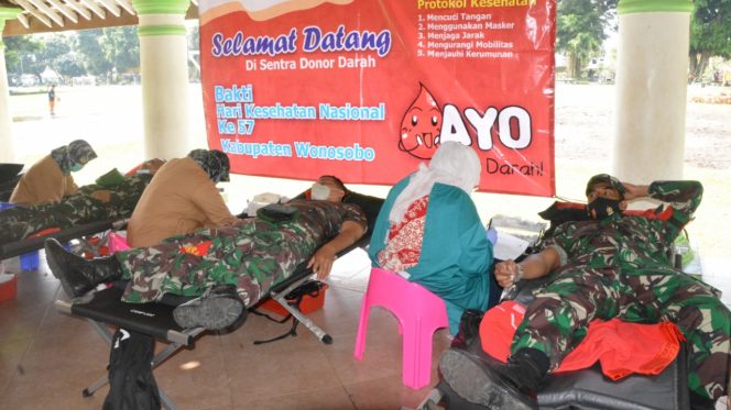 
					Peringati HUT HKN, Kodim 0707/Wonosobo turut Berpartisipasi dalam Kegiatan Donor Darah