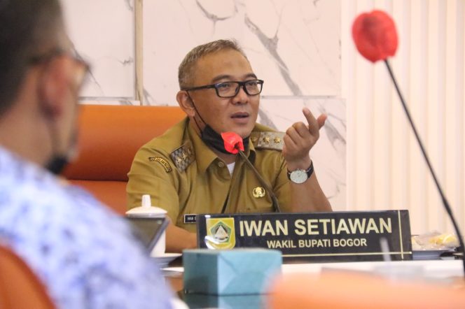 
					Wakil Bupati Bogor, Iwan Setiawan