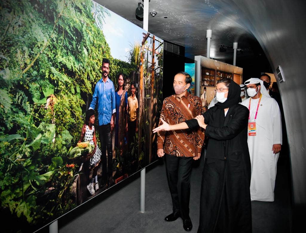 Tinjau Paviliun Indonesia di Dubai Expo, Presiden: Indonesia Surga Pariwisata