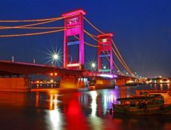 Jembatan Ampera, Palembang, Sumatera Selatan.