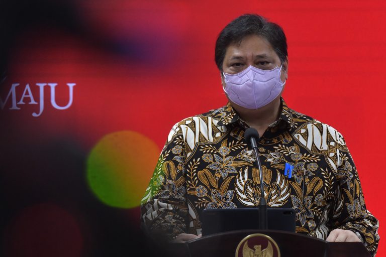 PPKM Luar Jawa-Bali Kembali Dilanjutkan Hingga 23 Desember 2021