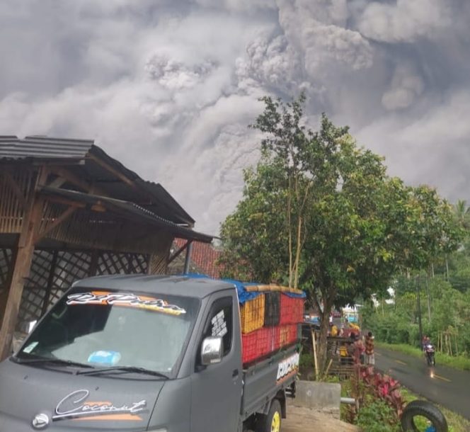 
					Erupsi Semeru, PLN Fokus Amankan Suplai Listrik Wilayah Kabupaten Lumajang