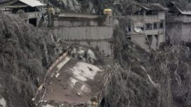 Jembatan Gladak Perak yang ambruk akibat erupsi gunung Semeru segera di bangun kembali dengan struktur yg berdeda