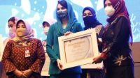 Ketua Forikan Jatim Arumi Bachsin Emil Elestianto Dardak, pada sarasehan peningkatan konsumsi ikan untuk menurunkan stunting di Hotel Vasa Surabaya, Rabu (8/12/2021) siang.