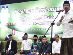 Bupati Sidoarjo Gus Mudhlor saat memberikan sambutan di hadapan para anggotab Ikatan Seni Hadrah Republik Indonesia (ISHARI) di Pendopo Delta Wibawa Sidoarjo, Minggu (12/12/21)