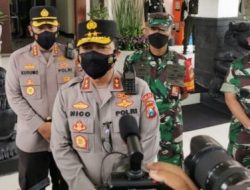 Kapolda Jatim Irjen Pol Nico Afinta memberikan keterangan terkait teridentifikasinya 28 jenazah korban APG Semeru.