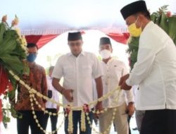 Wakil Menteri Hukum dan HAM Eddy OS Hiariej, saat meresmikan perluasan masjid Nurul Fuad Lapas I Surabaya (17/12/2021).
