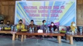 BKKBN Jatim menggelar kegiatan sosialisasi, advokasi dan KIE Program Bangga Kencana bersama mitra di Pondok Pesantren (Ponpes) Segoro Agung Kab. Mojokerto. Sabtu (18/12/2021).