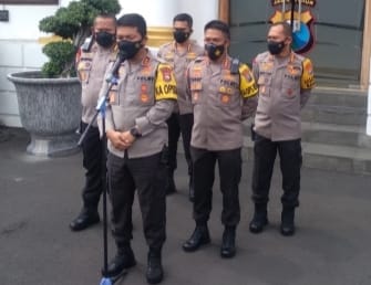 Antisipasi Kerumunan Malam Tahun Baru 2022, Polda Jatim Siapkan Pengamanan 3 Ring di Surabaya