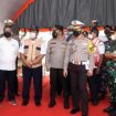 Menhub Budi Karya Sumadi bersama Kakorlantas Polri Irjen pol.Firman Santyabudi, saat sidak penerapan prokes di Banyuwangi