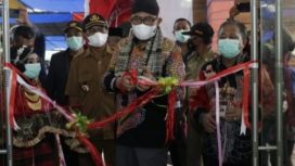 Bupati Sumenep, Achmad Fauzi, di sela-sela peresmian Puskesmas Pangerungan Besar Kecamatan Sapeken. Rabu (29/12/2021).