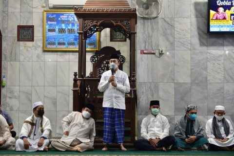 Gubernur Riau Subuh Berjamaah dengan Warga Tangkerang Labuai