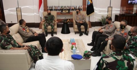 Tingkatkan Sinergitas TNI-Polri, Kapolda Jatim Sambut Kunjungan Kehormatan Pangdam V Brawijaya