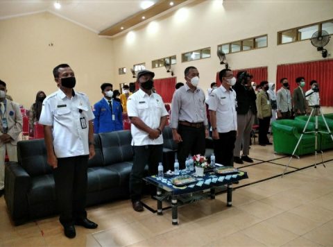 Ketua MKKS SMA Kabupaten Jember Hadiri Rapat Reorganisasi Himpunan Musyawarah OSIS