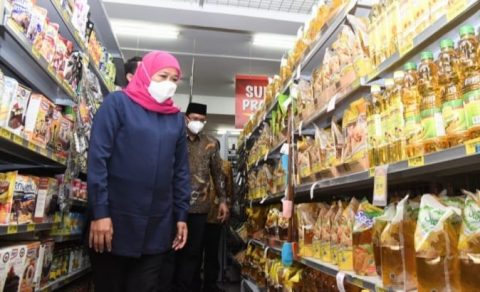 Gubernur Khofifah: Stok Minyak Goreng Aman, Jangan Panic Buying