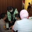 Polres Bangkalan, saat  menggelar vaksinasi merdeka untuk anak anak usia 6-11 di ruang Serbaguna Mapolres Bangkalan, Rabu (19/1/2022).