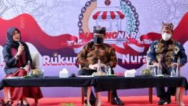 Menpan RB.Tjahjo Kumolo, Kepala BNPT Komjen Pol. Boy Rafli Amar, dan Bupati Banyuwangi Ipuk Fiestiandani, saat menggelar dialog di Banyuwangi. Kamis (20/1/2022).