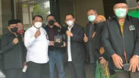 Ketua Komisi A DPRD Jatim, Mayjen TNI (Purn) Istu Hari Subagio memimpin rombongan Komisi A dalam kunker ke DPMD Kabupaten Sidoarjo.