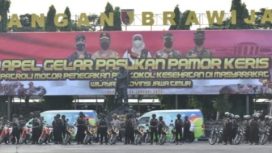 Apel gelar pasukan Pemor Keris (Patroli Bermotor Penegakan Protokol Kesehatan Masyarakat) di Lapangan Makodam V/Brawijaya, Senin (24/1/2022).