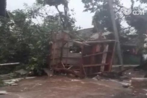 Puting Beliung mengamuk, Terjang Empat Kecamatan di Kabupaten Probolinggo