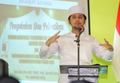 Wagub Emil Ajak Calon Jamaah Haji Tetap Taat Prokes dan Lakukan Vaksinasi