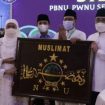 Gubernur Jawa Timur, Khofifah Indar Parawansa, saat Silaturahim bersama PBNU dan PWNU dan Harlah Ke-99 NU di Gedung Negara Grahadi Surabaya, Rabu (16/2/2022) malam.