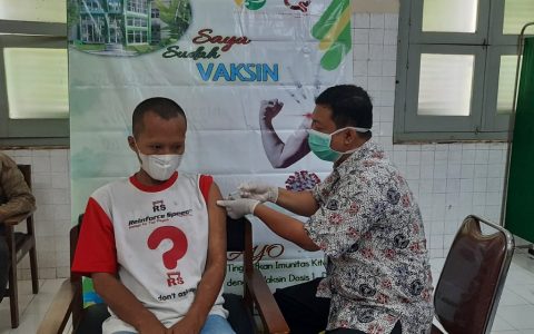 Pelayanan Vaksinasi Booster RSUD Batang Sasar Kalangan ODGJ
