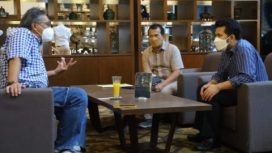 Wagub Jatim, Emil Dardak saat audiensi dengan Direktur Jenderal Mineral dan Batubara Kementerian ESDM Ridwan Djamaluddin di Hotel Gran Melia, DKI Jakarta, Minggu (27/2/2022).