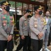Kapolda Jawa timur Irjen Pol. Nico Afinta saat melakukan pengecekan kesiapan pengamanan event Women 20 atau W20 di Hotel Golden Tulip, Kelurahan Oro-oro Ombo, Kecamatan Batu, Kota Wisata Batu, Jawa Timur, Selasa (8/3/2022).