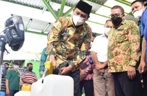 Pemkab Sidoarjo Gelar Operasi Pasar Migor Curah 5 TON di Pasar Porong
