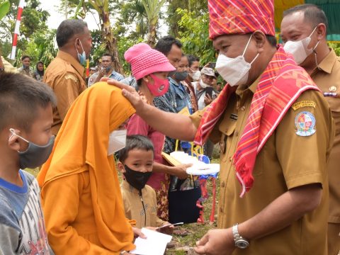 Bupati Deli Serdang Dukung Program GEBYAR Kecamatan Kutalimbaru