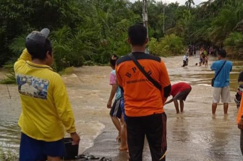 Banjir di Indragiri Hulu, BPBD Riau Siagakan Personil dan Logistik