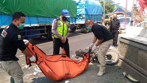 Terlindas Truk Tangki Air, Pengendara Motor di Bogor Tewas Ditempat