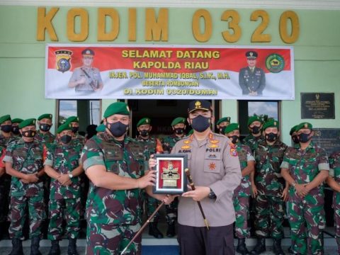Kapolda Riau Kunjungi Kodim 0320 dan Radar 232 Dumai