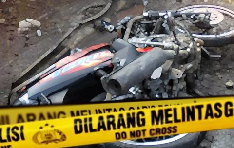 Dua Motor Adu Banteng di Ciledug, Pengendara Terkapar