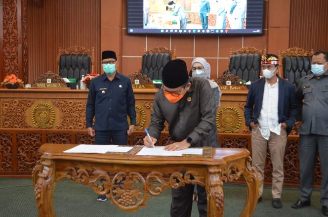 
					Pandangan Umum FPDI-P Terhadap Raperda Kota Depok