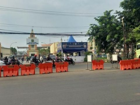 Jelang Aksi BEM SI, Polisi Jaga Ketat Perbatasan Jakarta