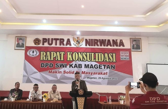 
					Sekjen SWI Herry Budiman Buka Rapat Konsolidasi SWI Magetan