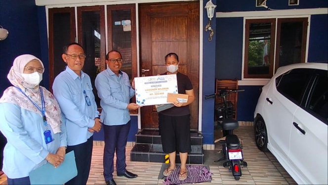 
					Tirta Kahuripan Berikan Apresiasi Dihari Pelanggan Nasional