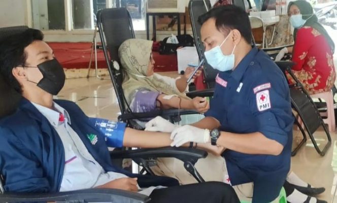 
					Program Rutin Donor Darah dan Pemeriksaan Gula Gratis
