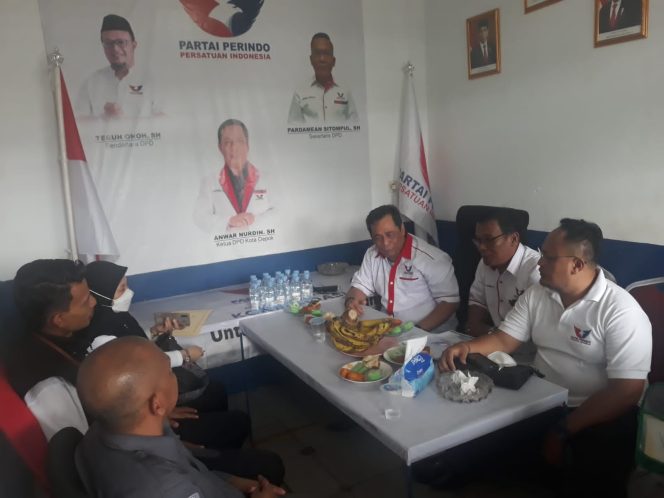 
					Kantor DPD Perindo Didatangi KPU dan Bawaslu Kota Depok