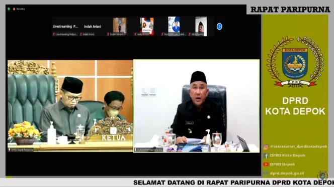 
					Wali Kota Depok, Mohammad Idris saat menyampaikan Raperda usulan Pemkot Depok pada rapat paripurna secara virtual, Jumat (11/11/22).