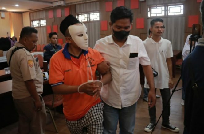 
					Tim Kalong Polres Jember Berhasil Bekuk Alap-alap Sepeda Motor Di Seputaran Kampus 
