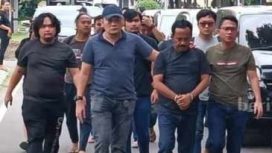 Samanhudi Anwar Saat ditangkap Polda Jatim terkait kasus perampokan Rumah Dinas Wali Kota Blitar
Blitar