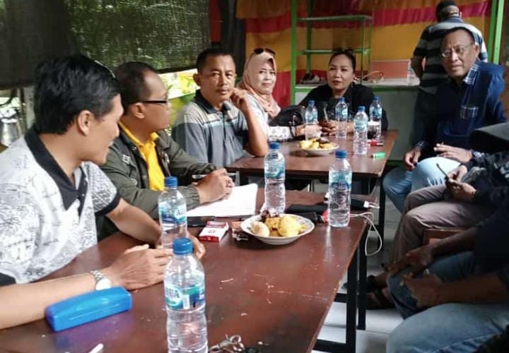 Jajaran pengurus DPD SWI Kabupaten Sidoarjo, saat rapat persiapan pelaksanaan pelantikan DPW dan DPD SWI se-Jatim di GOR Bang Kodir Bangil Pasuruan tanggal 25 Februari 2023.